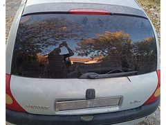 Clio 2 bagaj kapağı