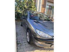 Sahibinden Peugeot 206 1.4 Comfort 2010 Model  240.000 km Gri
