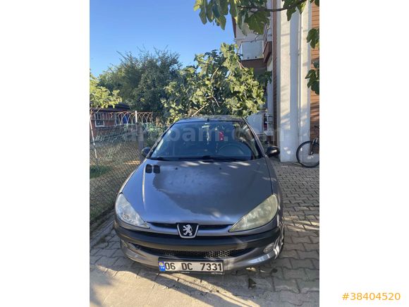 Sahibinden Peugeot 206 1.4 Comfort 2010 Model  240.000 km Gri
