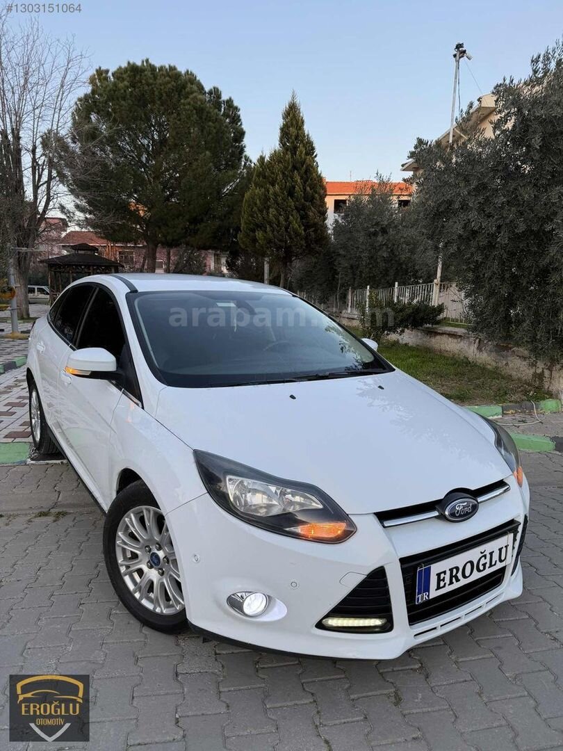 Galeriden Ford Focus 1.6 TDCi Titanium 2013 Model Manisa 130.500 km Beyaz 2
