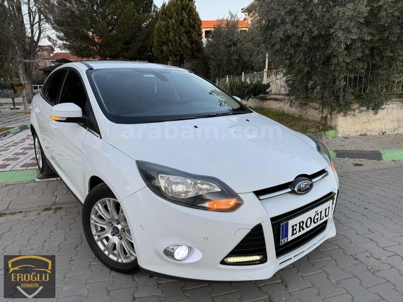 Galeriden Ford Focus 1.6 TDCi Titanium 2013 Model Manisa 130.500 km Beyaz