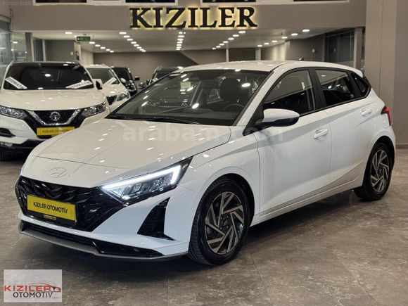 2025 MODEL 15,000 KM'DE 1,0 T-GDI TAM OTOMATİK VİTES HYUNDAİ İ20