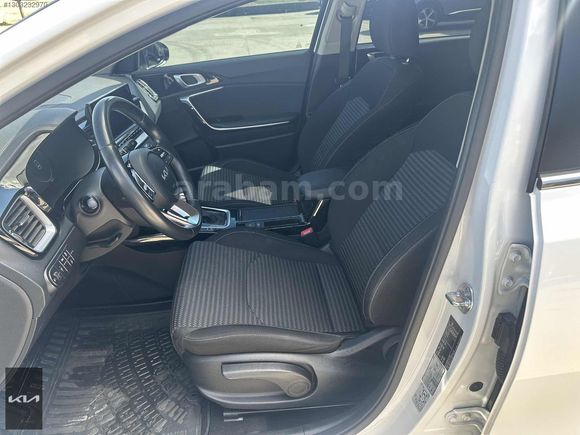 GLS UNAT KİA BAYİİ 2024 CEED ELEGANS PLUS HATASIZ +LPG
