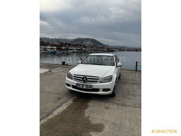 Sahibinden Mercedes - Benz C 180 Kompressor BlueEfficiency Luxury 2011 Model  258.000 km Beyaz