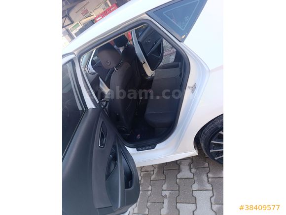 Galeriden Seat Leon 1.6 TDI Style 2015 Model Adana