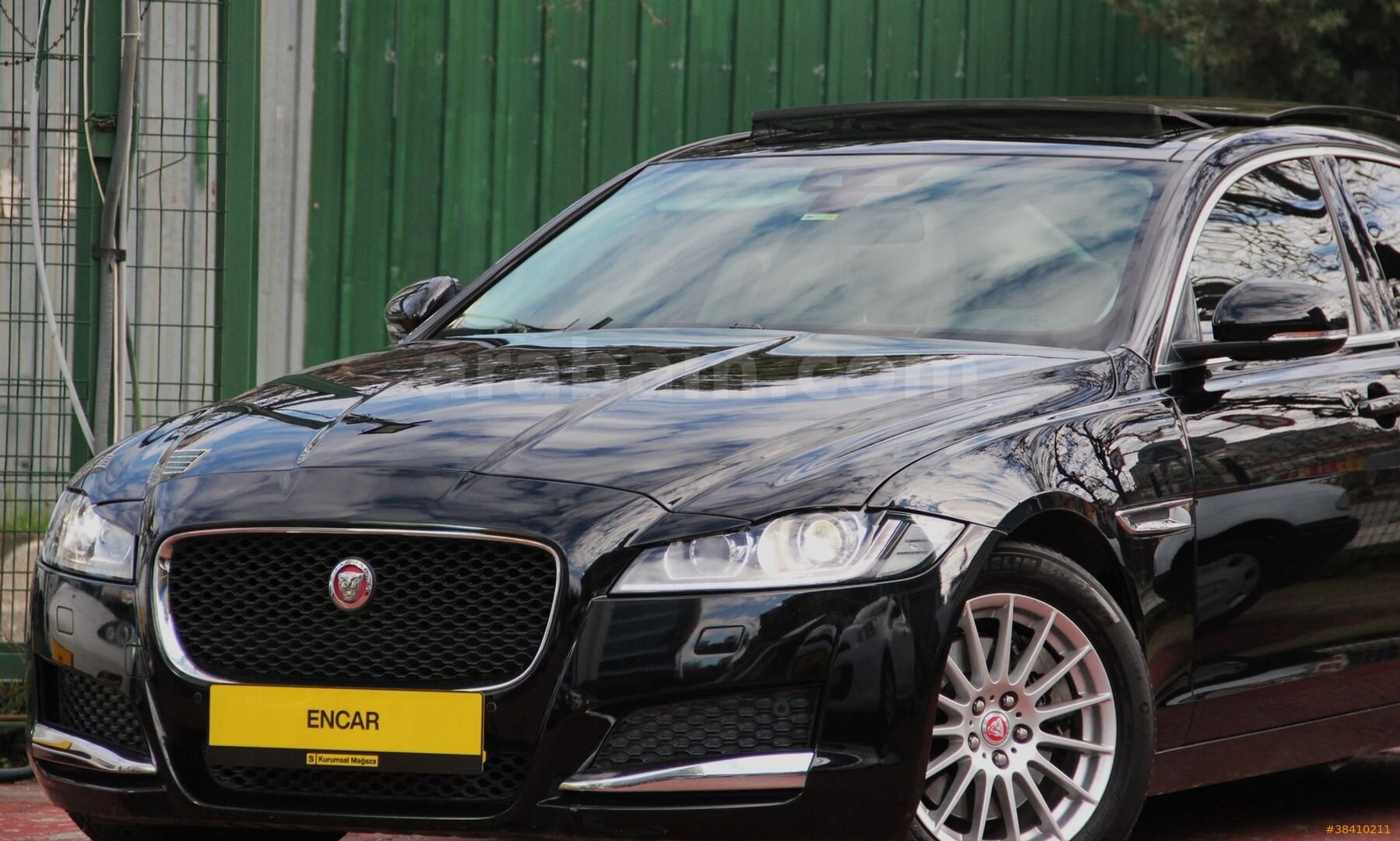 Galeriden Jaguar XF 2.0 D Prestige Plus 2016 Model İstanbul 103.000 km Siyah 7