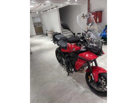 900 YAMAHA Acil satılık motor tertemiz