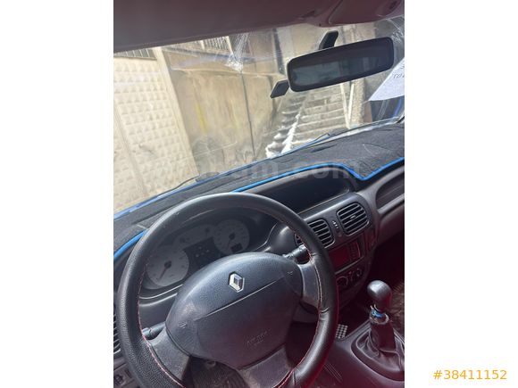 Sahibinden Renault Megane 1.6 Coupe Expression 2000 Model