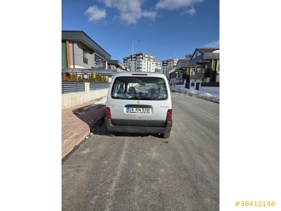 Sahibinden Peugeot Partner 1.9 D 2004 Model