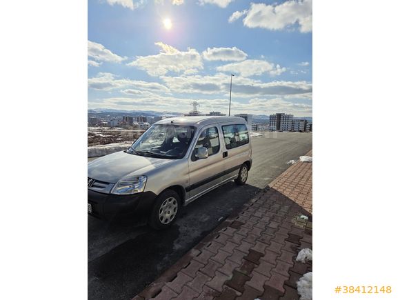 Sahibinden Peugeot Partner 1.9 D 2004 Model