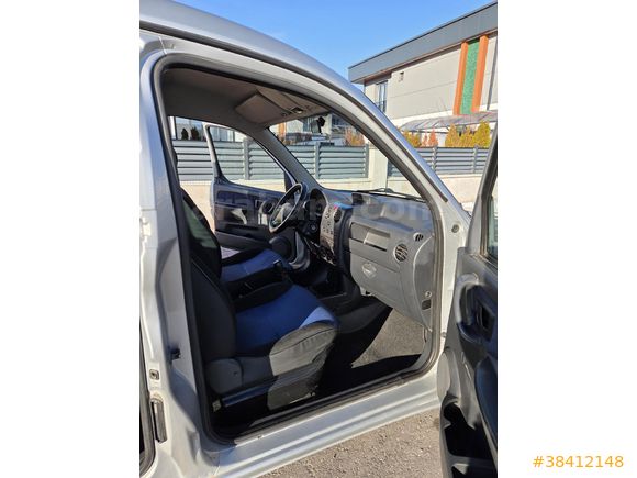 Sahibinden Peugeot Partner 1.9 D 2004 Model