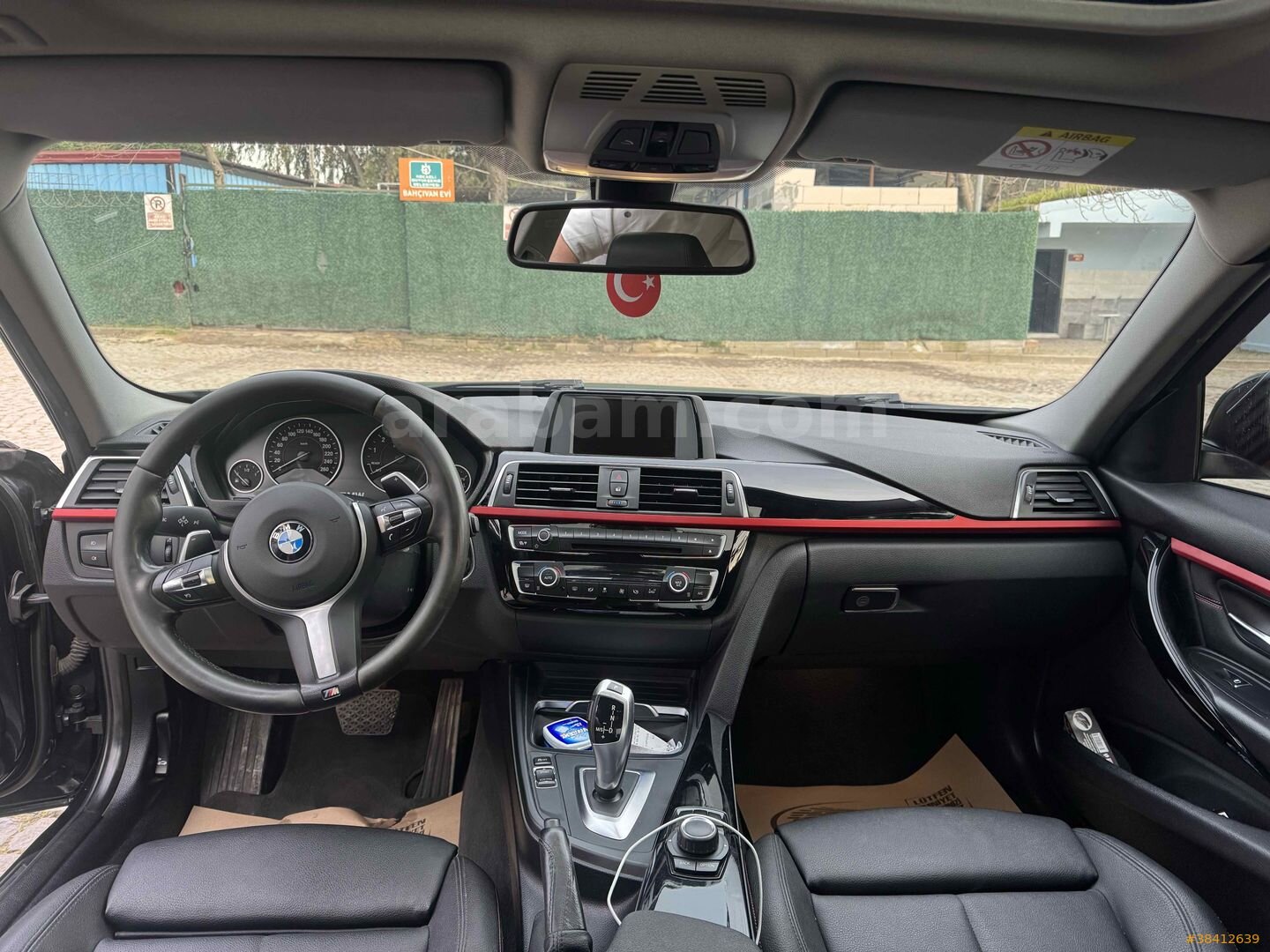 Sahibinden BMW 3 Serisi 320i ED Sport Line 2016 Model Kocaeli 180.000 km Siyah 3
