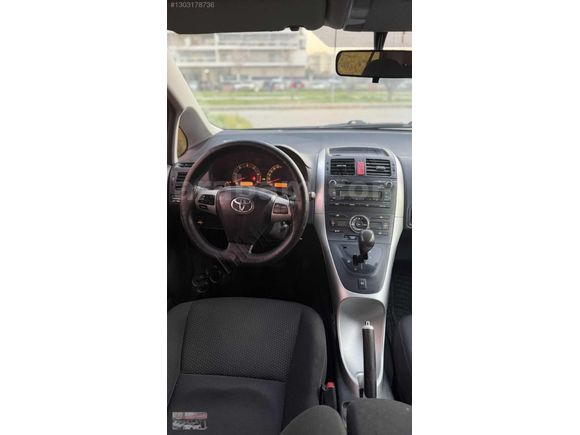 2012 OTOMATİK AURİS