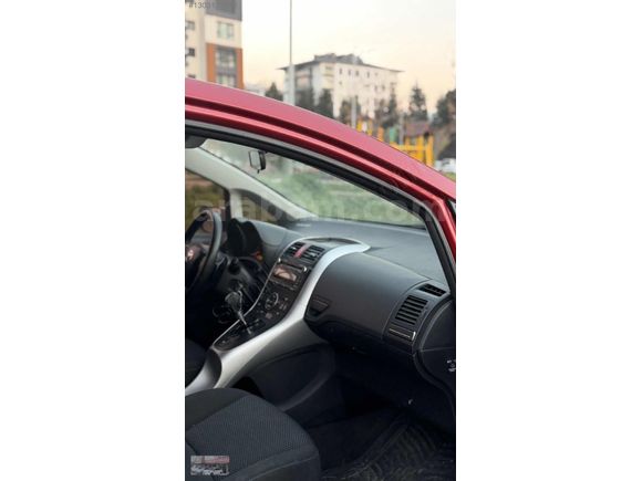2012 OTOMATİK AURİS