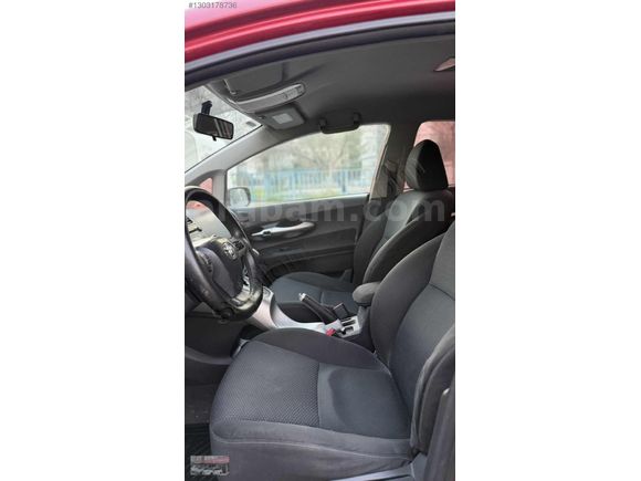 2012 OTOMATİK AURİS