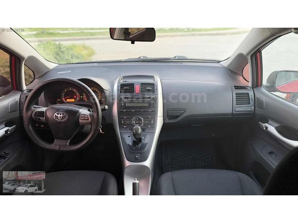 2012 OTOMATİK AURİS
