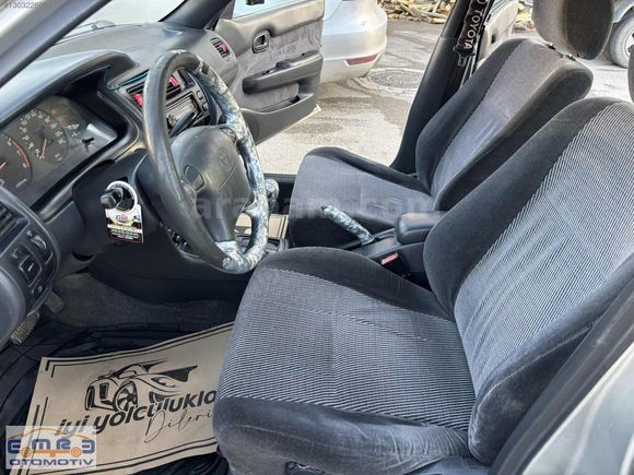 EMRE OTO'DAN 98 MODEL 1.6 GLİ Special OTOMATİK VİTES COROLLA