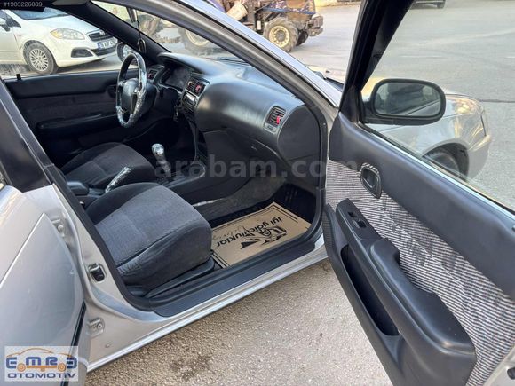 EMRE OTO'DAN 98 MODEL 1.6 GLİ Special OTOMATİK VİTES COROLLA