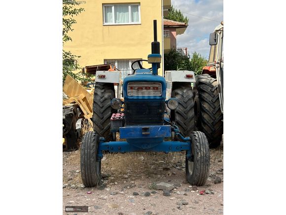 SİVAS TRAKTÖR FARKI İLE FORD 5000