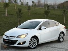 BOYASIZ/DEĞİŞENSİZ/OTOMATİK/2016/132 KM/OPEL ASTRA 1.4T SPORT