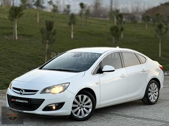 BOYASIZ/DEĞİŞENSİZ/OTOMATİK/2016/132 KM/OPEL ASTRA 1.4T SPORT