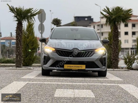 UYGUN OTOMOTİVDEN SIFIR AYARINDA CLİO TECNO ESPRİT ALPİNE