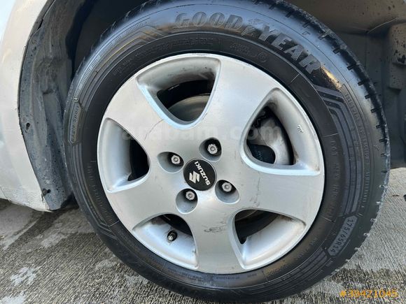 Sahibinden Suzuki Swift 1.3 MT 2006 Model 