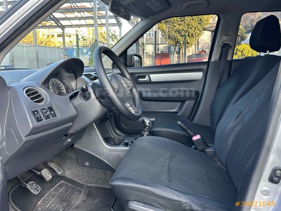 Sahibinden Suzuki Swift 1.3 MT 2006 Model 