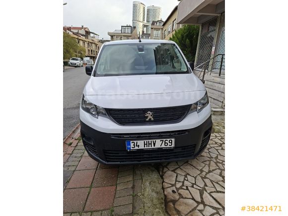 Sahibinden Peugeot Partner 1.5 BlueHDI Comfort 2023 Model