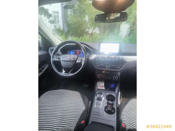 Sahibinden Ford Kuga 1.5 EcoBlue Titanium 2022 Model  58.000 km Gri