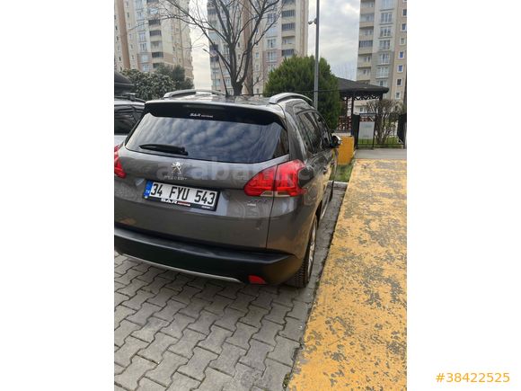 Sahibinden Peugeot 2008 1.2 PureTech Allure 2015 Model  126.000 km Gri
