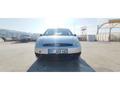 Sahibinden Ford Fiesta 1.4 Comfort 2004 Model  285.000 km Gri