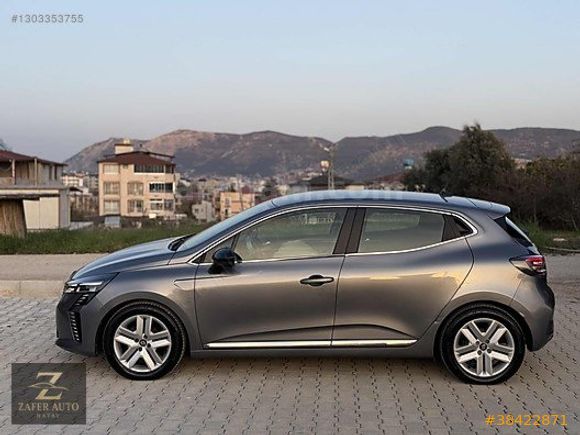 ZAFER AUTO'dan 2024 CLİO 25 çıkışlı HATASIZ BOYASIZ TRAMERSİZ