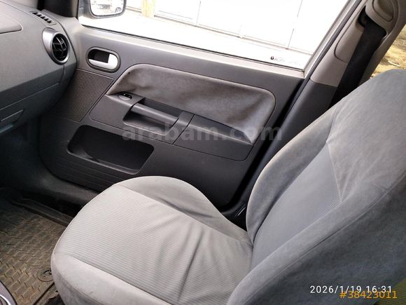 Sahibinden Bakımlı 1.6 motor Ford Fusion  2004