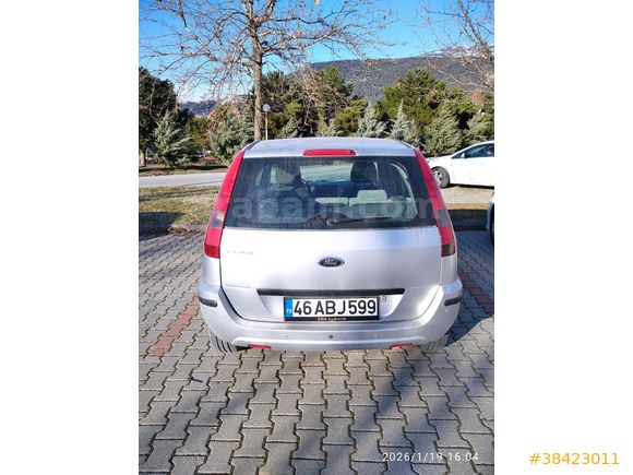 Sahibinden Bakımlı 1.6 motor Ford Fusion  2004