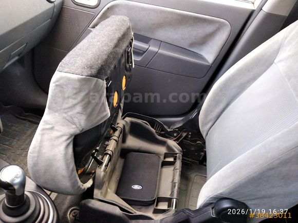 Sahibinden Bakımlı 1.6 motor Ford Fusion  2004