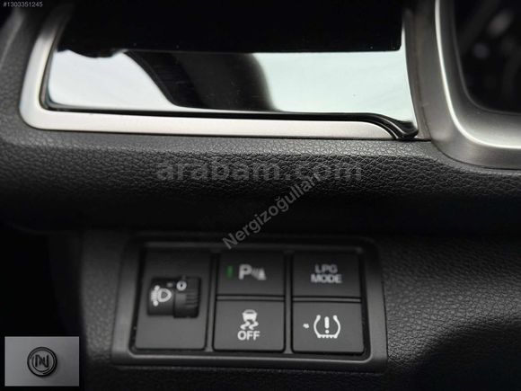 2017 CIVIC 1.6i-VTEC ECO Elegance 125HP +SANRUFF+GERİ GÖRŞ+%20