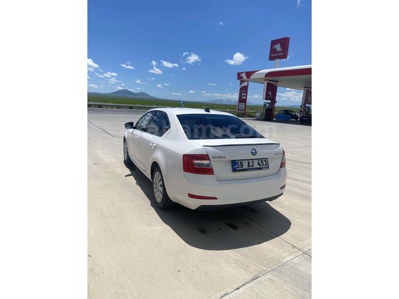 Sahibinden Skoda Octavia 1.2 TSI Ambition 2015 Model 