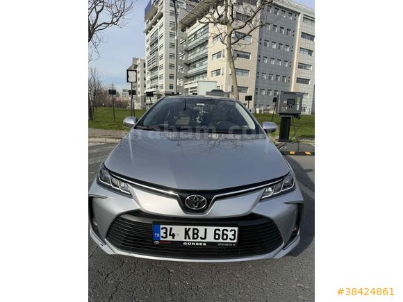 Sahibinden Toyota Corolla 1.5 Dream 2022 Model 