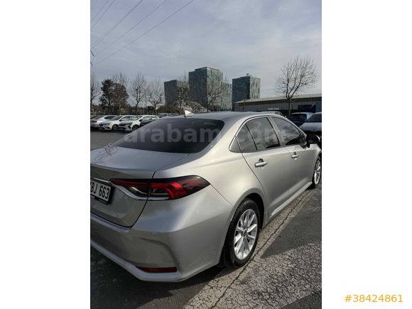 Sahibinden Toyota Corolla 1.5 Dream 2022 Model 