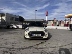 Öğretmenden temiz, bakımlı Mini Cooper 1.5 D Chili 