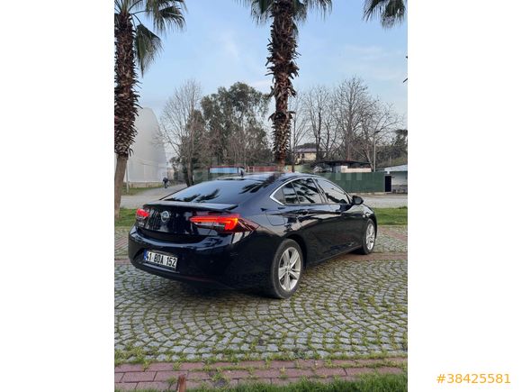 Opel Insignia 1.6 CDTI Design 2019 Model 