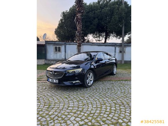 Opel Insignia 1.6 CDTI Design 2019 Model 