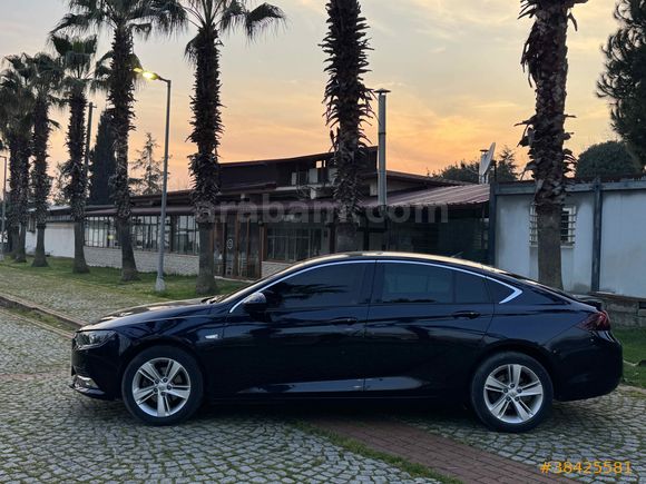 Opel Insignia 1.6 CDTI Design 2019 Model 