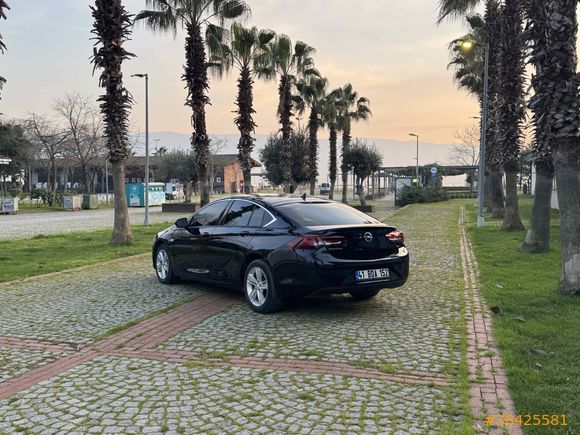 Opel Insignia 1.6 CDTI Design 2019 Model 