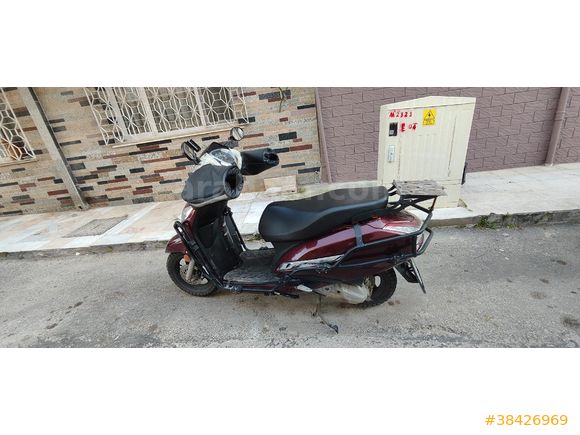 memurdan Honda Activa 125