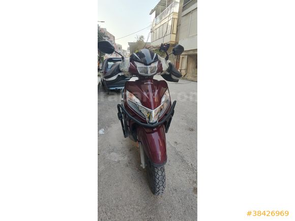memurdan Honda Activa 125