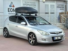 Sahibinden Hyundai i30 1.4 CVVT Team 2010 Model 