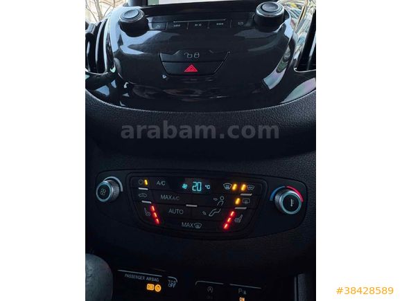 Sahibinden Ford Tourneo Courier 1.5 TDCi Titanium Plus 2019 Model 