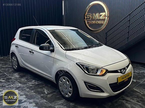 SMZ MOTORS 2014 HYUNDAİ İ20 BENZİN OTOMATİK 117 BİN KM K.K12T